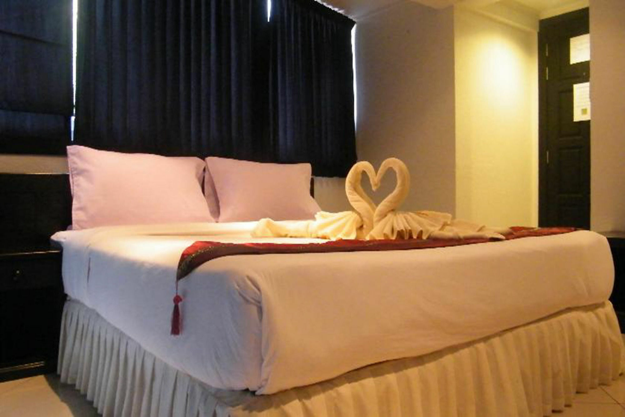 Oyo 835 Koh Chang Luxury Hotel Extérieur photo