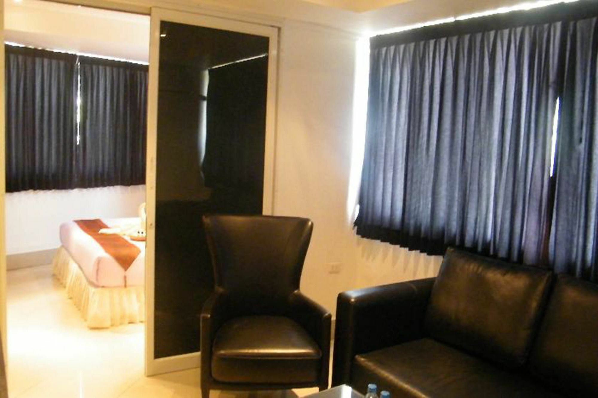 Oyo 835 Koh Chang Luxury Hotel Extérieur photo