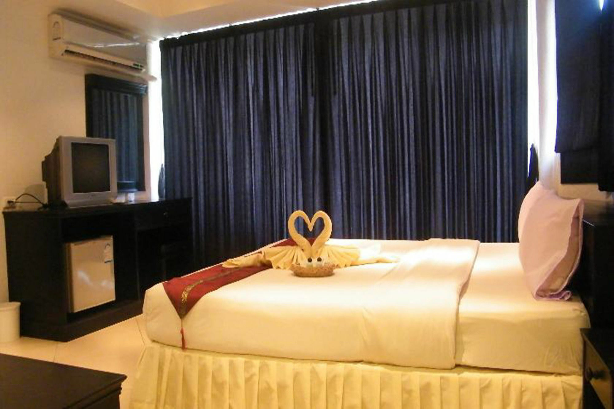 Oyo 835 Koh Chang Luxury Hotel Extérieur photo